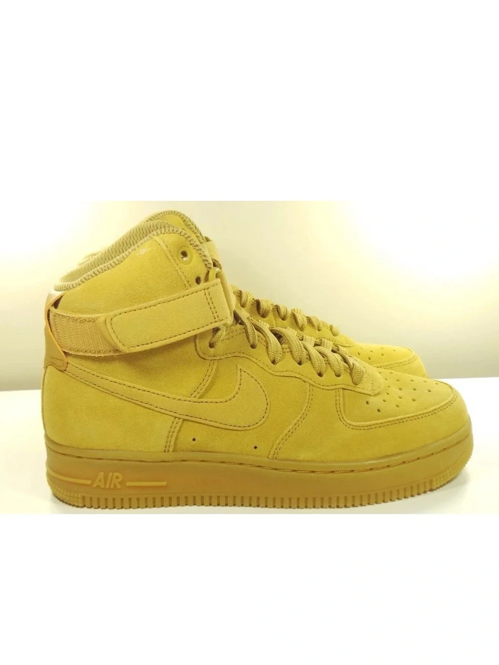 Nike Air Force 1 SE High Elemental Gold Wmn’s Sz 11.5 = Men’s Sz 10
